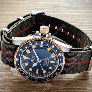 Full Automatic Retro Diver Scuba GMT Dual Tone Seiko NH34A Watch